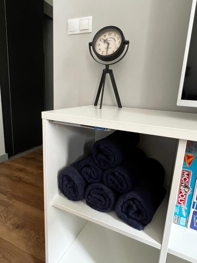 “Apartcalm - Like At Home” - Close To Subway Warszawa Exteriör bild